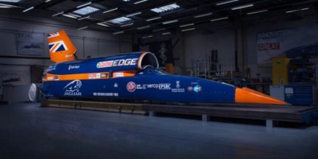Ракетомобиль Bloodhound SSC был официально представлен публике