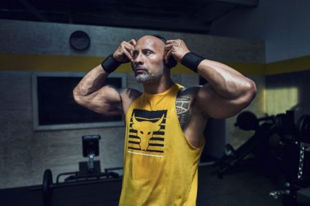 Дуэйн «Скала» Джонсон, Under Armour и JBL вместе сделали наушники