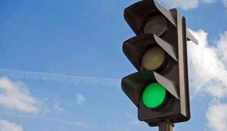 Представлена система, которая избавит перекрестки от светофоров